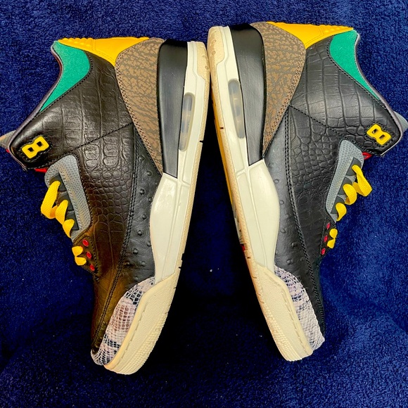 Sold - Picture 1 of 11